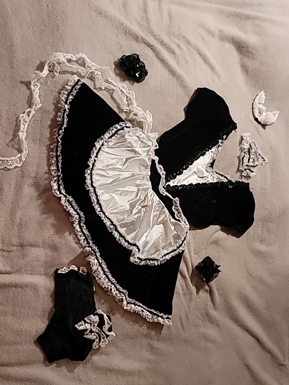 Spicy Maid Costume - Size Small
